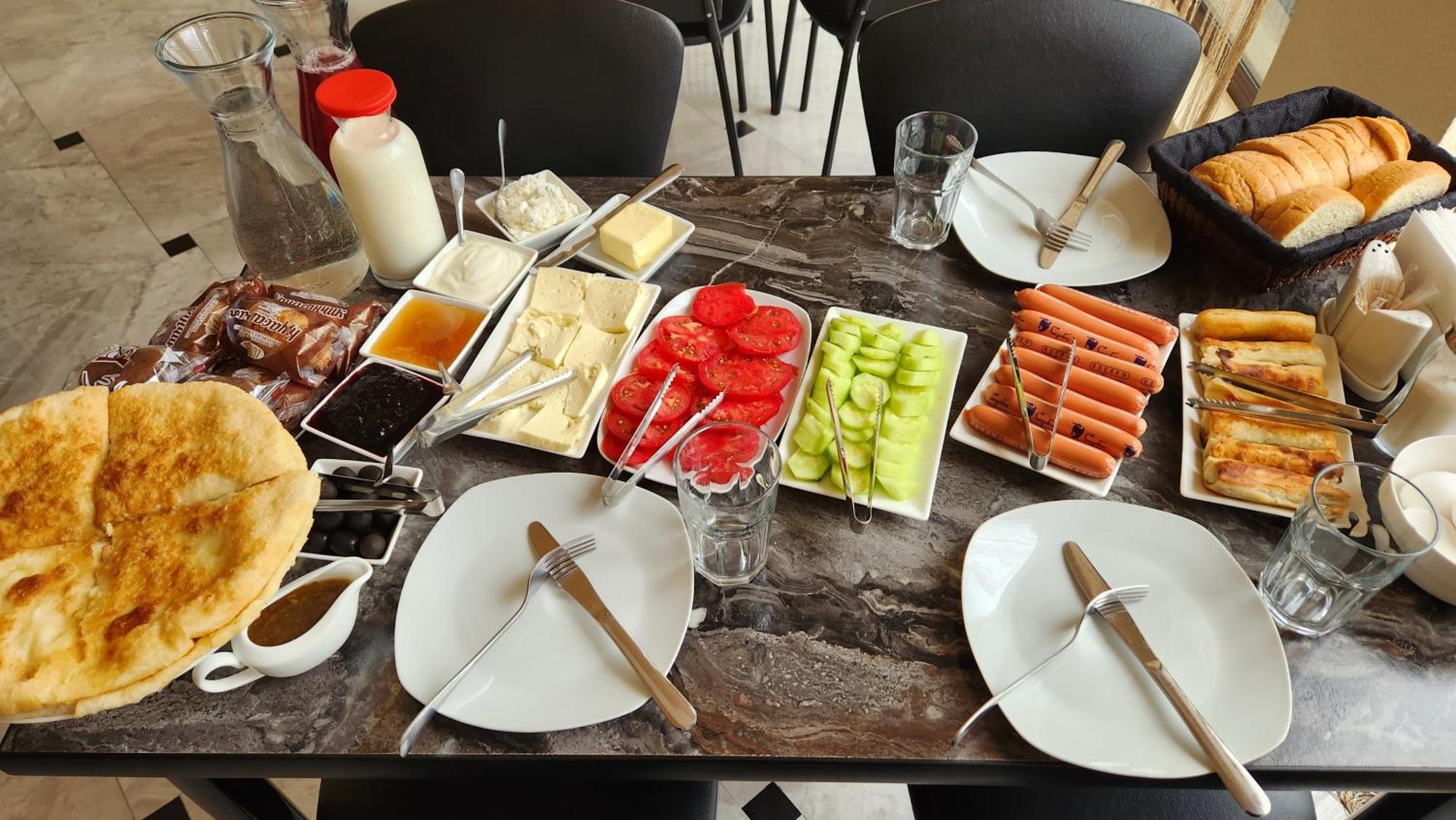 Hotel Toliketi Казбеги Екстериор снимка