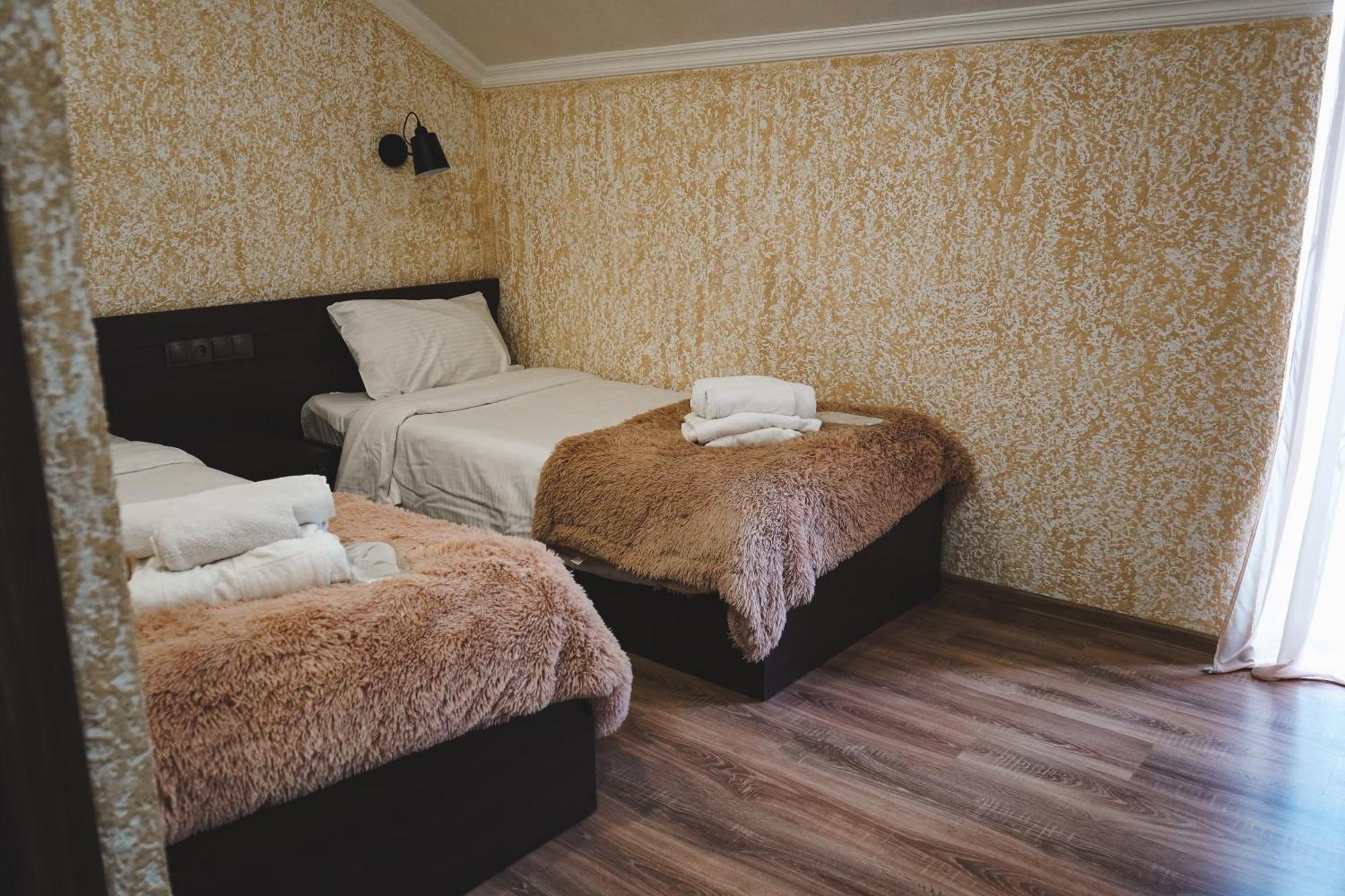 Hotel Toliketi Казбеги Екстериор снимка