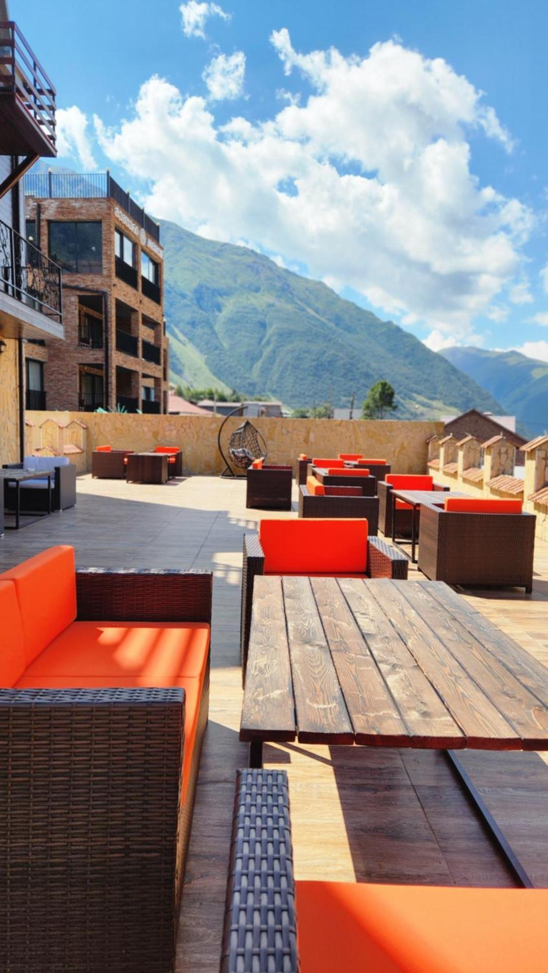 Hotel Toliketi Казбеги Екстериор снимка